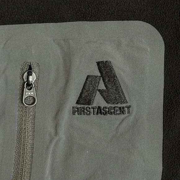 Eddie Bauer First Ascent Vest Mens Large Black Fleece Full Zip Pockets Outdoor - Picture 3 of 12